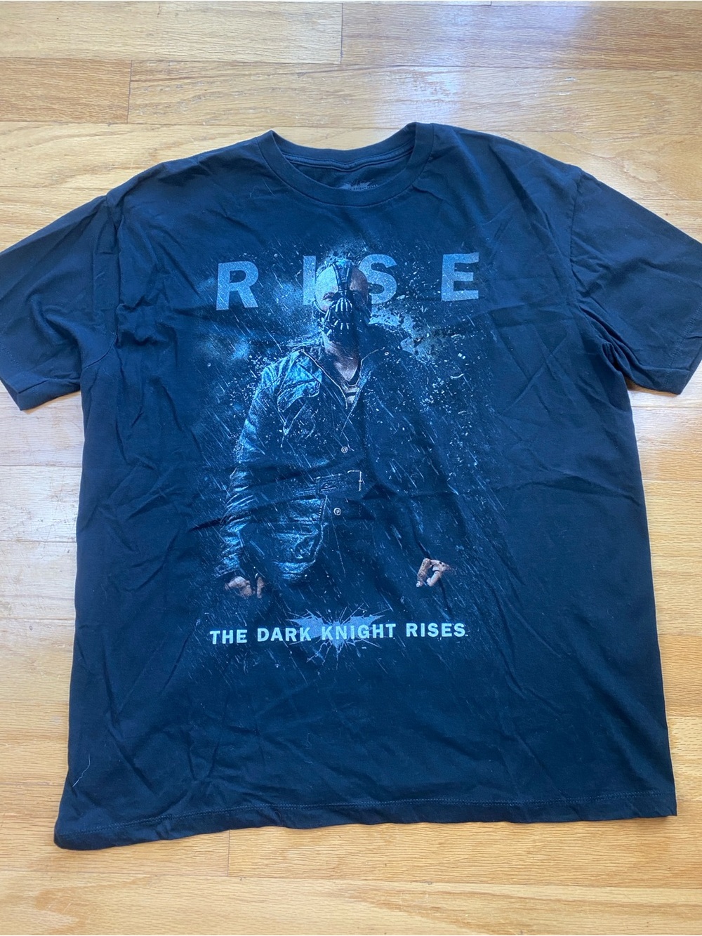 DARC SPORT BATMAN BANE RISE AGAIN DARK KNIGHT MOVIE SHIRT SZ XL MOVIE PROMO